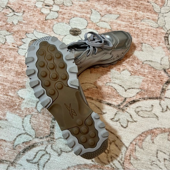 Reebok Classic Silver Metallic Shoes - Picture 4 of 6